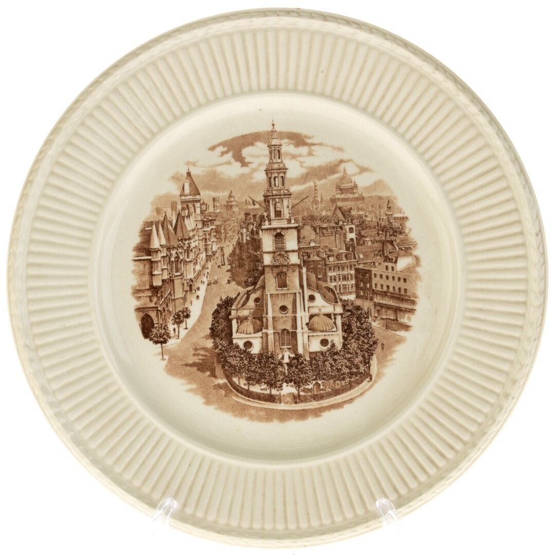 Late Art Deco Wedgwood Creamware Ceramic Pottery “Old London Views – St Clement Danes” Plate