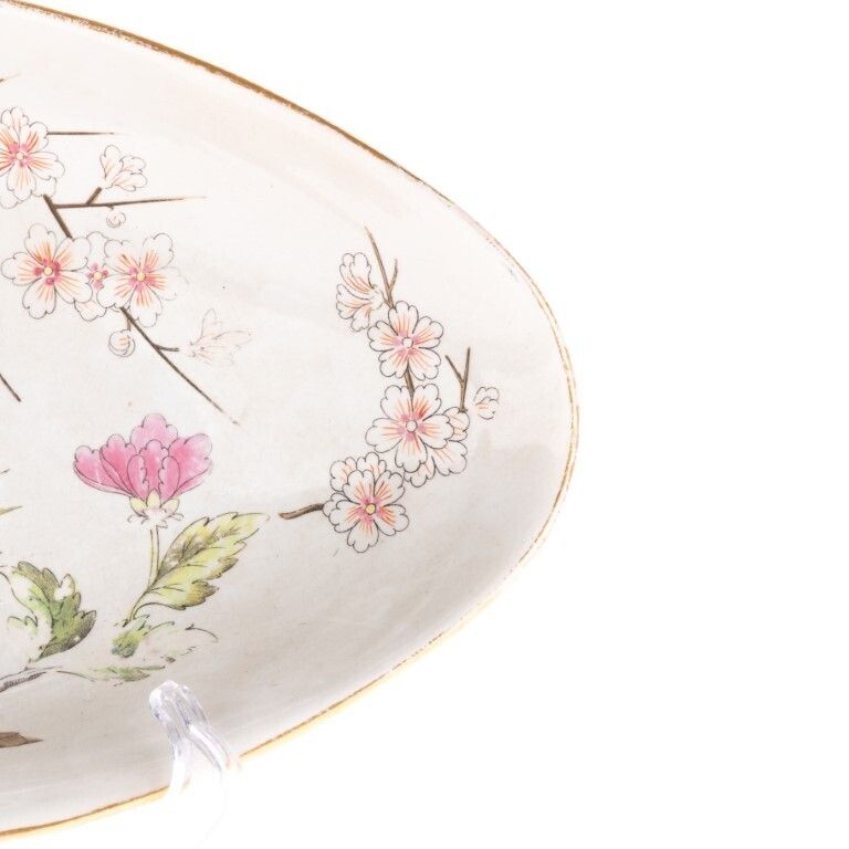 Antique 18th Century Wedgwood Creamware Pottery Shell Dish Hand Painted With Japanese Blossoms photo Home Decor