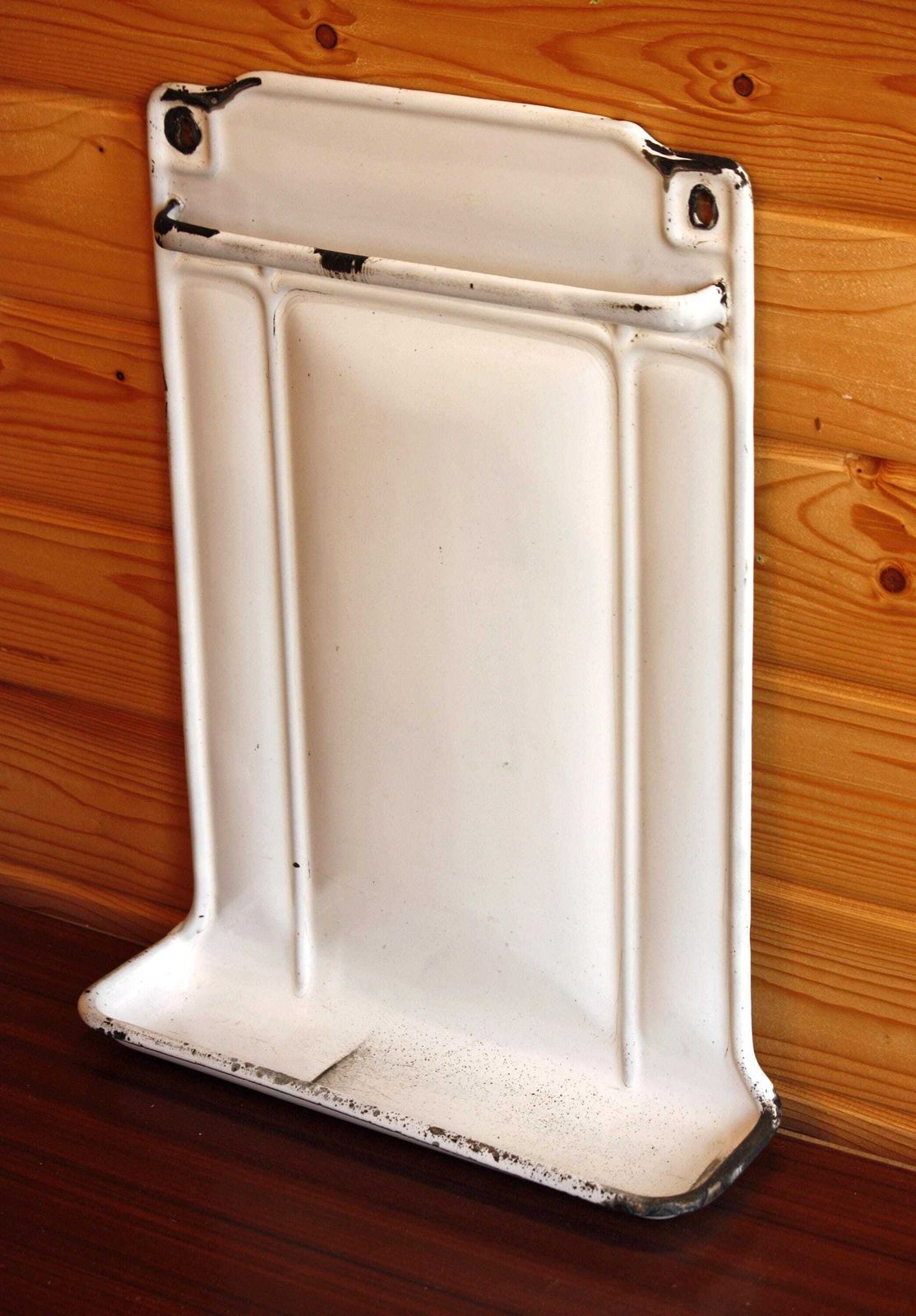 Vintage French Enamel Kitchen Rack   47cm White Enamel Kitchen Utensil Holder Drip Tray Kitchen Rail Off The Wall Clocks