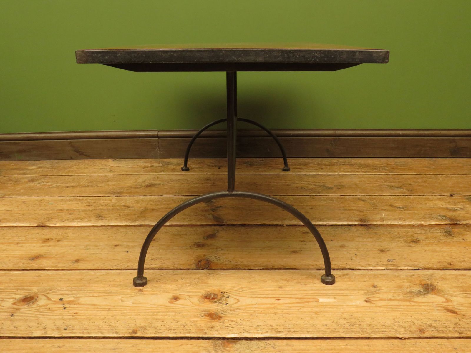 photo vintage Mid Century Modern Iron Based Coffee Table