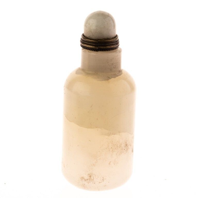 Chinese Qing Dynasty Carved Hardstone Snuff Bottle With Jade Top photo furniture