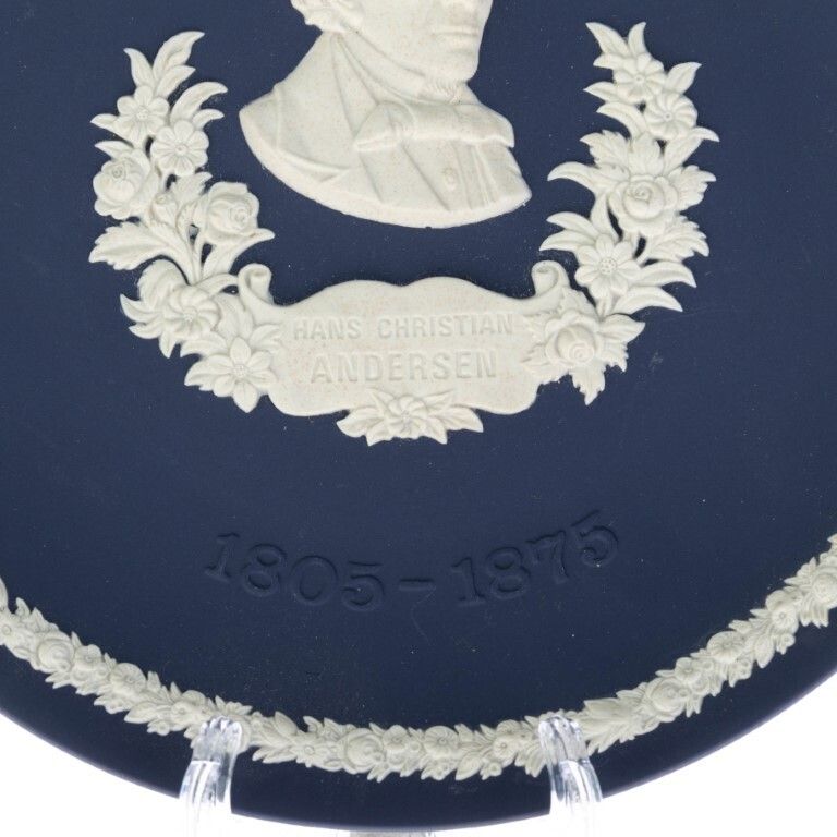 Wedgwood Portland Blue Jasperware Ceramic Porcelain Plate In Memory Of Hans Christian Anderson photo for sale