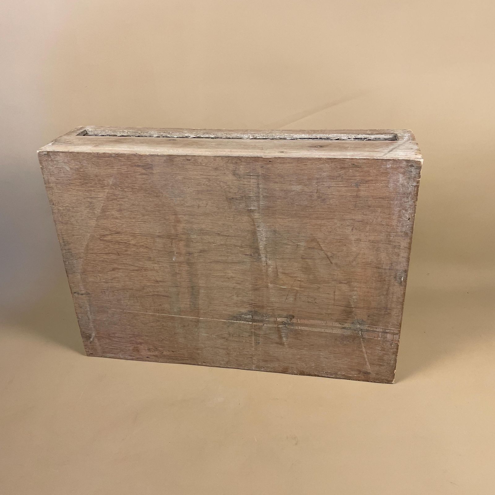 photo furniture Vintage Wooden Display Tray Rectangle Metal Inlay Pattern Around Edge Handmade Tea Coffee Serving Tray Under Bed Storage Tray