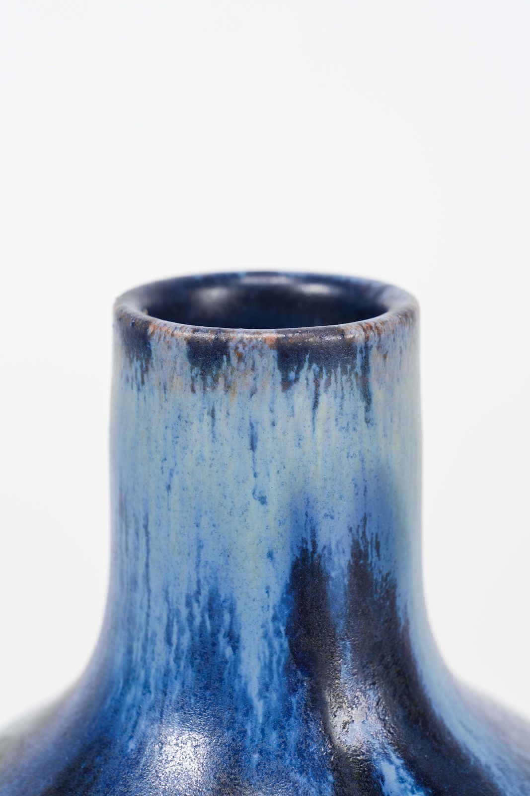 F. Glatzle, Karlsruhe Majolica Ceramic Vase, Germany, 1960s photo vinterior