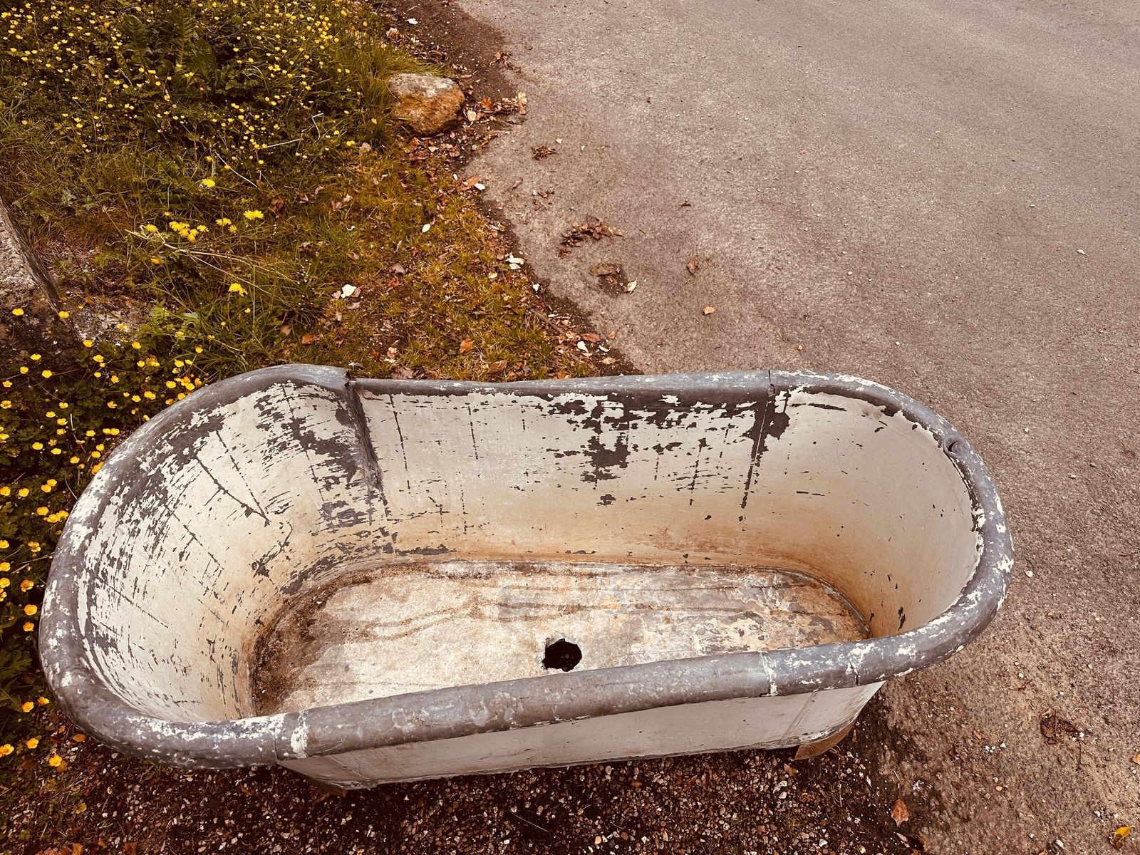 Antique French 19th Century Bath Tub photo furniture