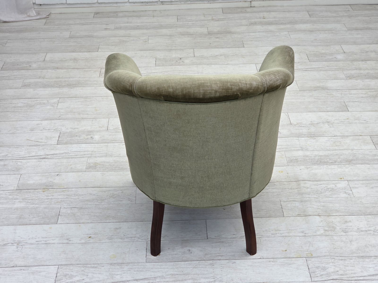 photo vintage Ca. Jaren 1960, Deense Fauteuil, Groen Meubelvelours, Beukenhouten Poten.