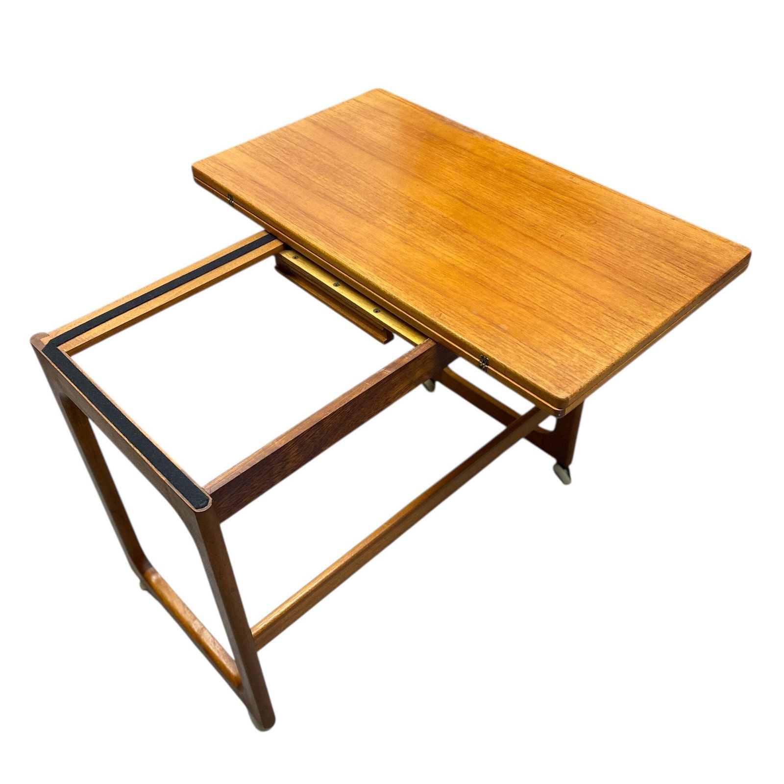 Nest Of Tables McIntosh Tri Form Metamorphic Midcentury photo vinterior