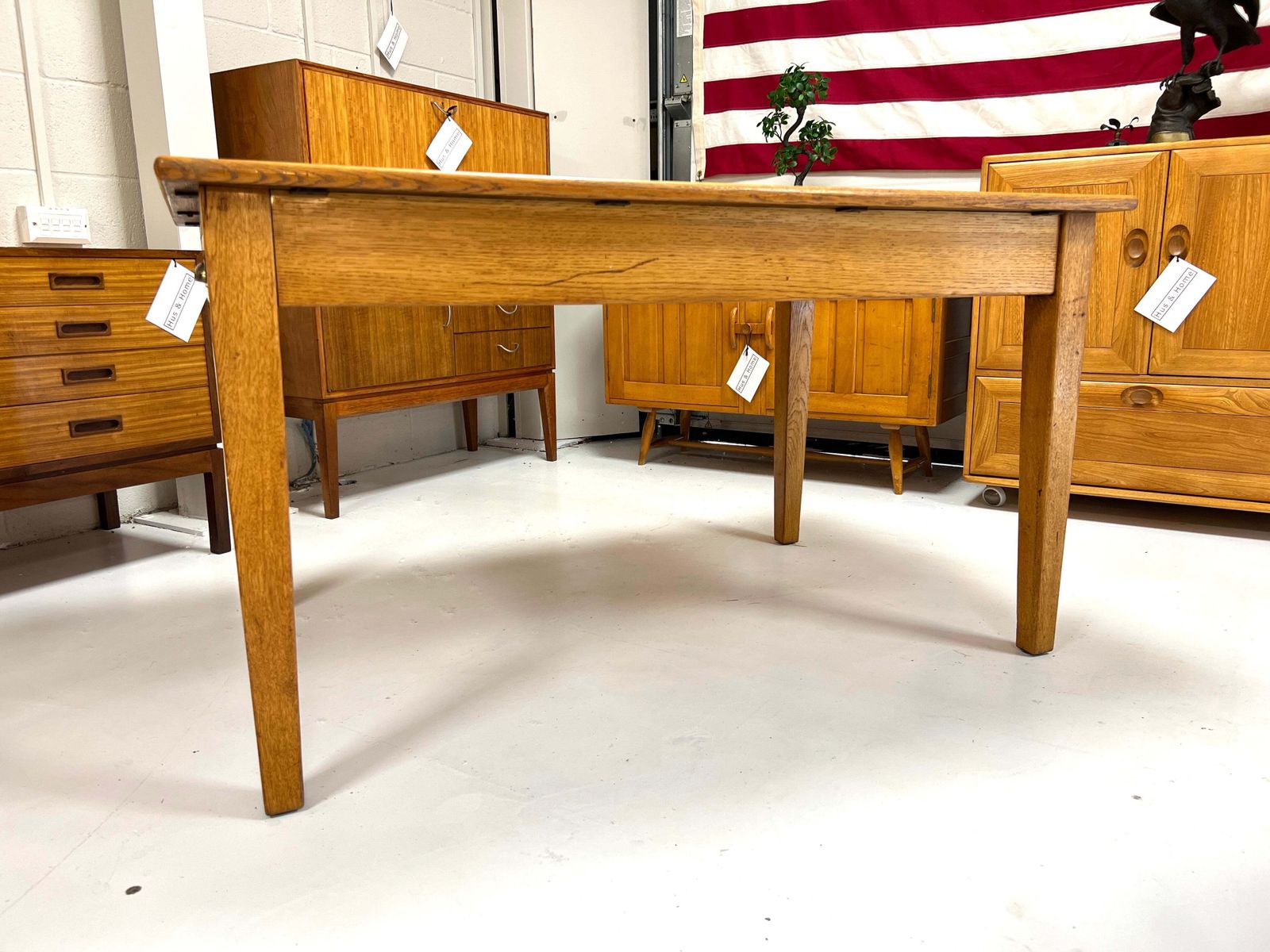 Mid Century, Oak Dining Table, Mid 20th Century photo 545.0