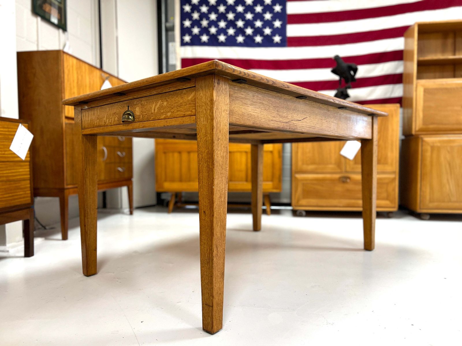 Mid Century, Oak Dining Table, Mid 20th Century photo vinterior
