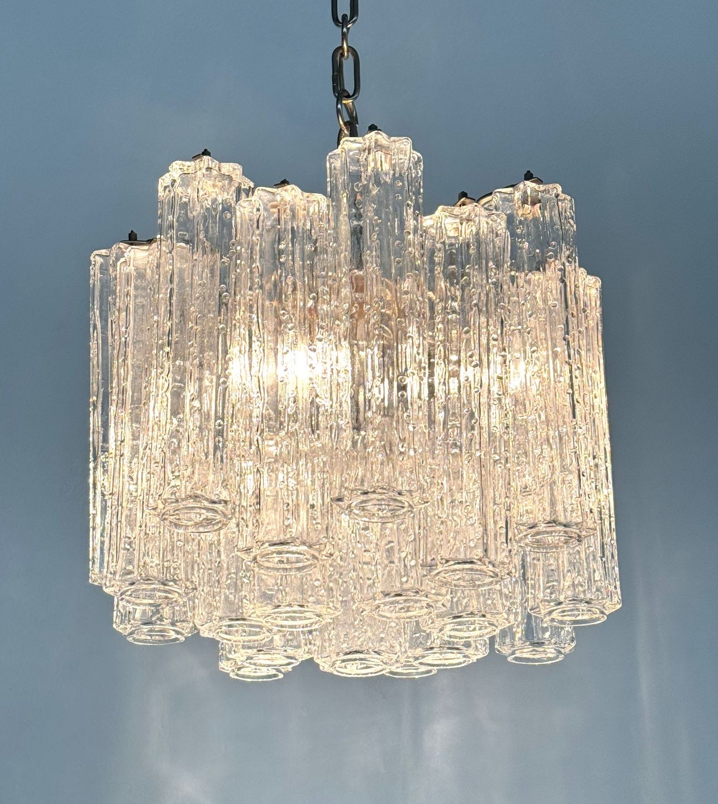 photo vintage Italian Midcentury Murano Glass Chandelier With 24 Glass Tubes, 1960s
