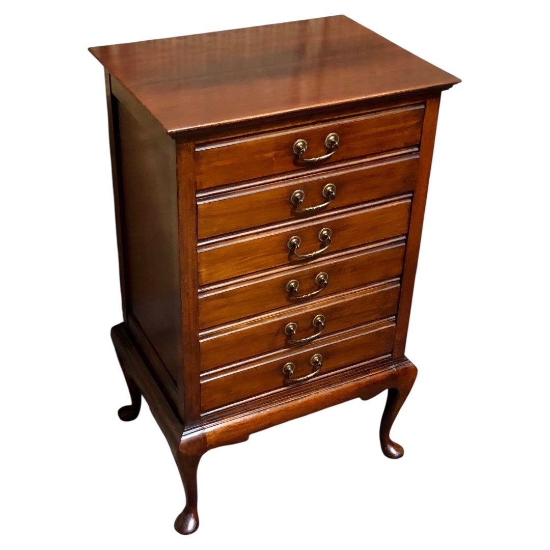 Handsome Edwardian Mahogany Music Chest photo furniture