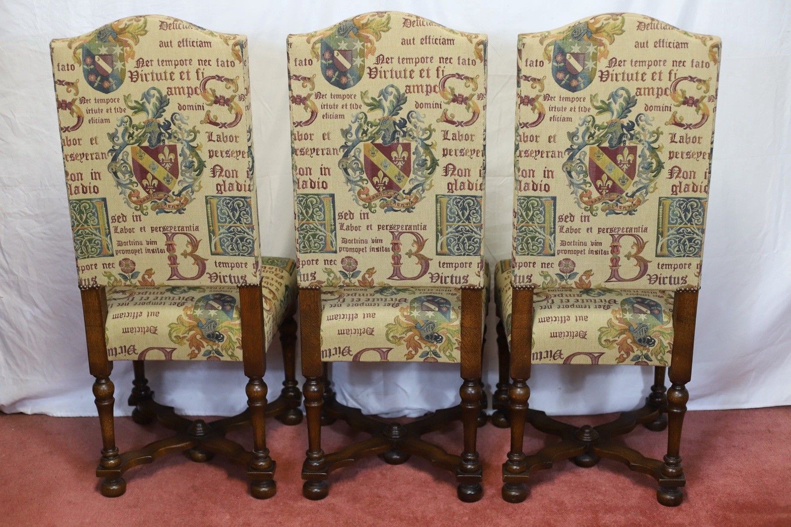 Taylor&Co Stunning Set Of Eight Oak Upholstered Dining Chairs photo vinterior