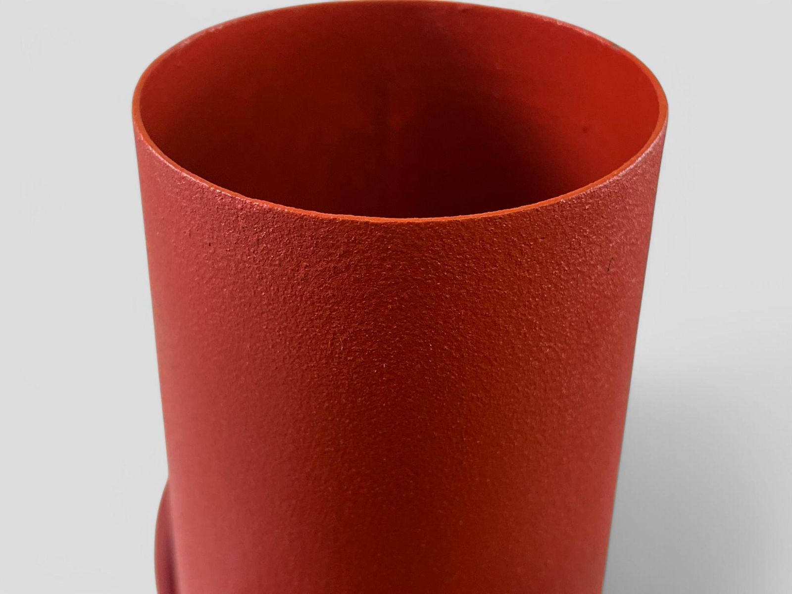 Pols Potten Roman Metal Vase In Red/Pink photo 63.0