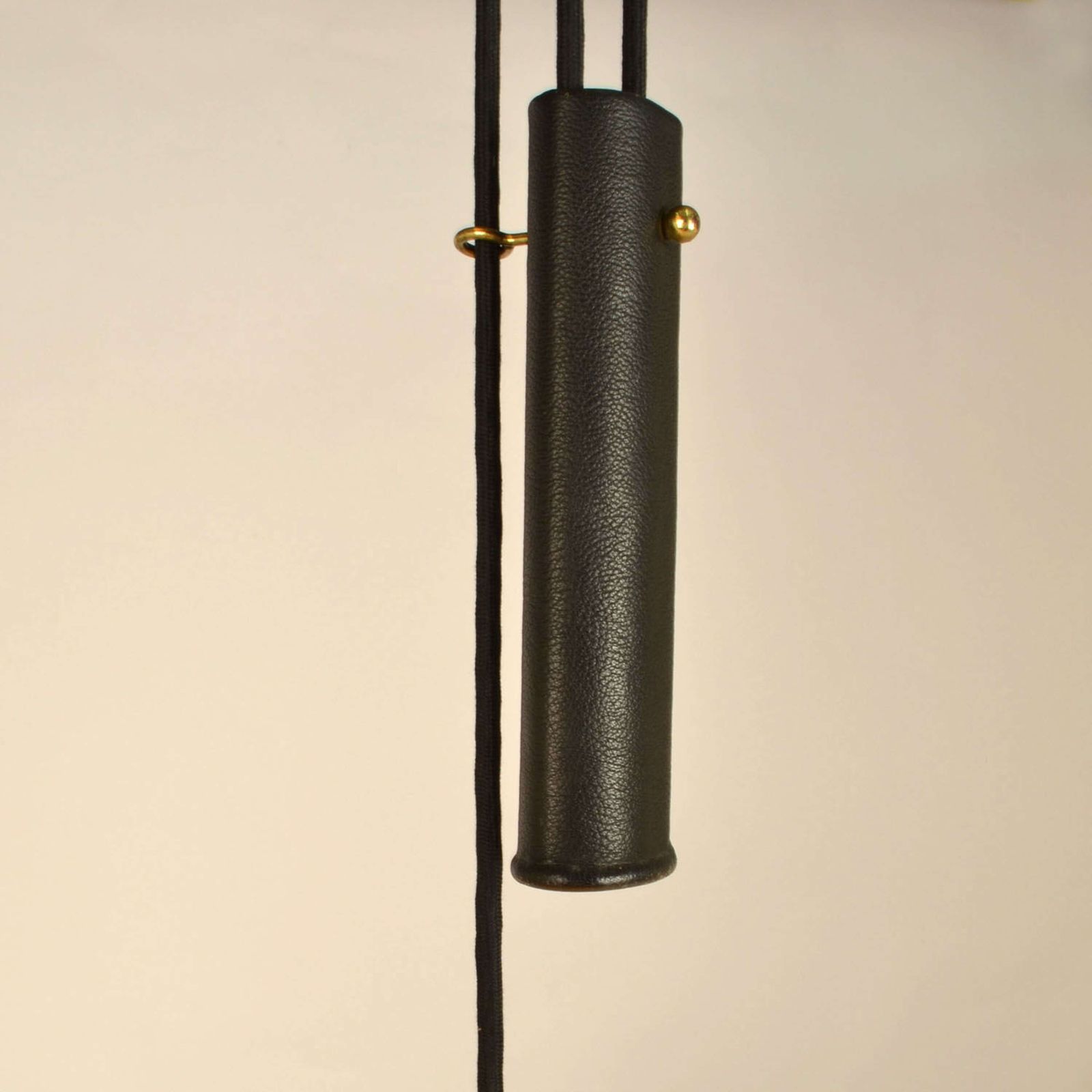 photo vinterior Counterbalance Pendant Lamp 1960's In Parchment And Black Leather