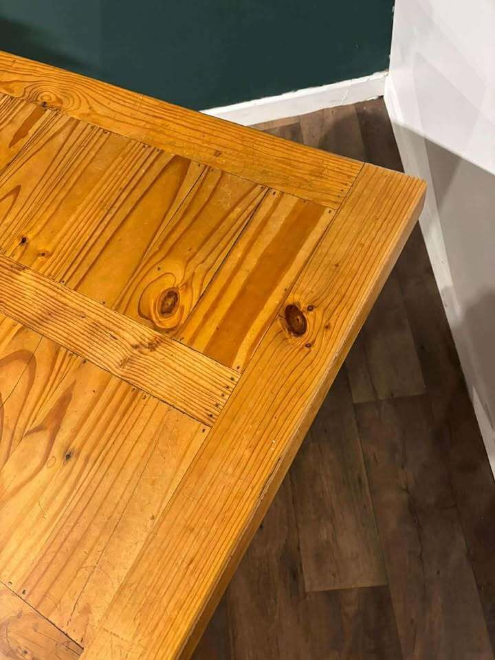 photo vinterior Original Mexican Pine Dining Table