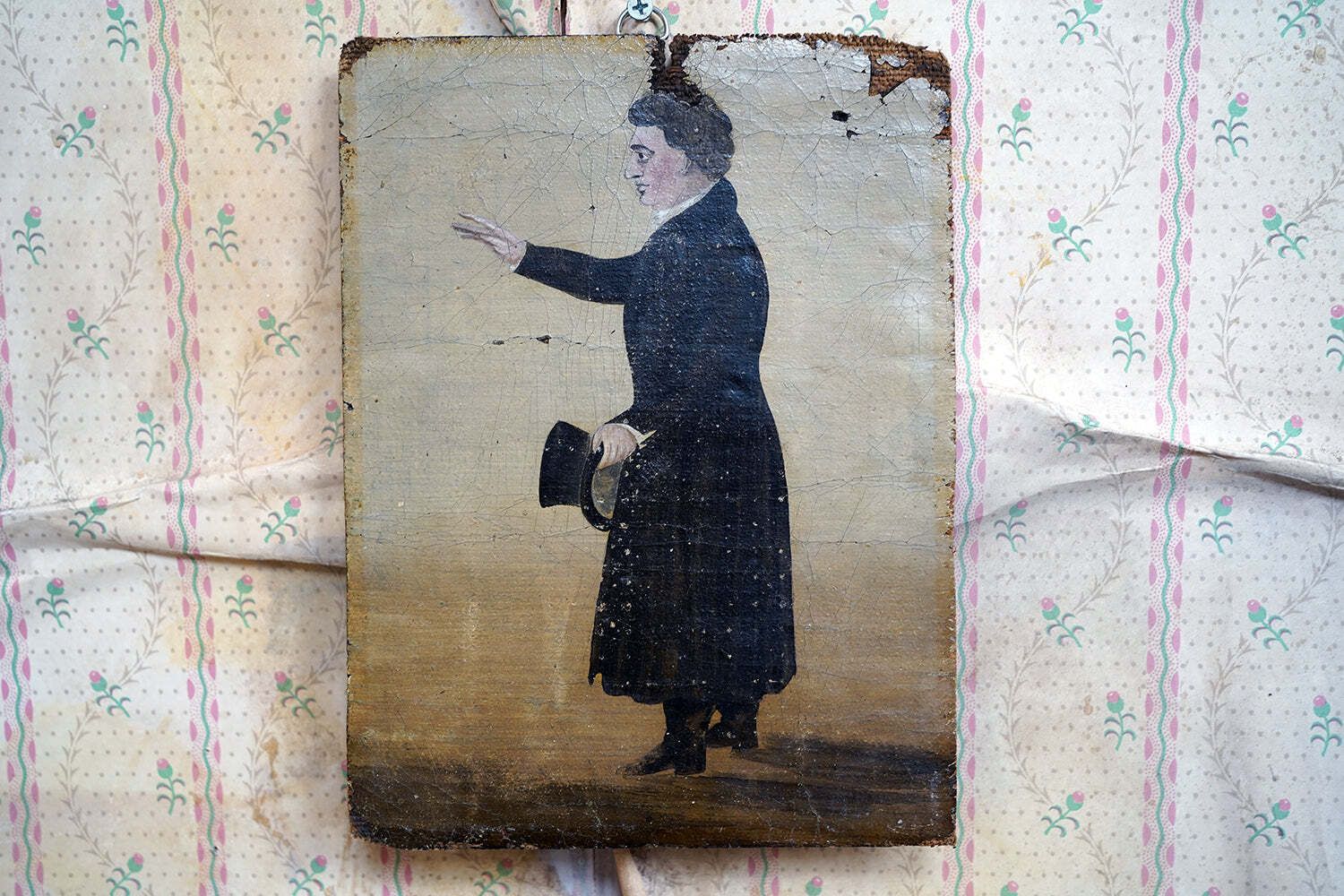 photo buy An Early 19thc Naïve School Oil Portrait Of A Gentleman C.1830