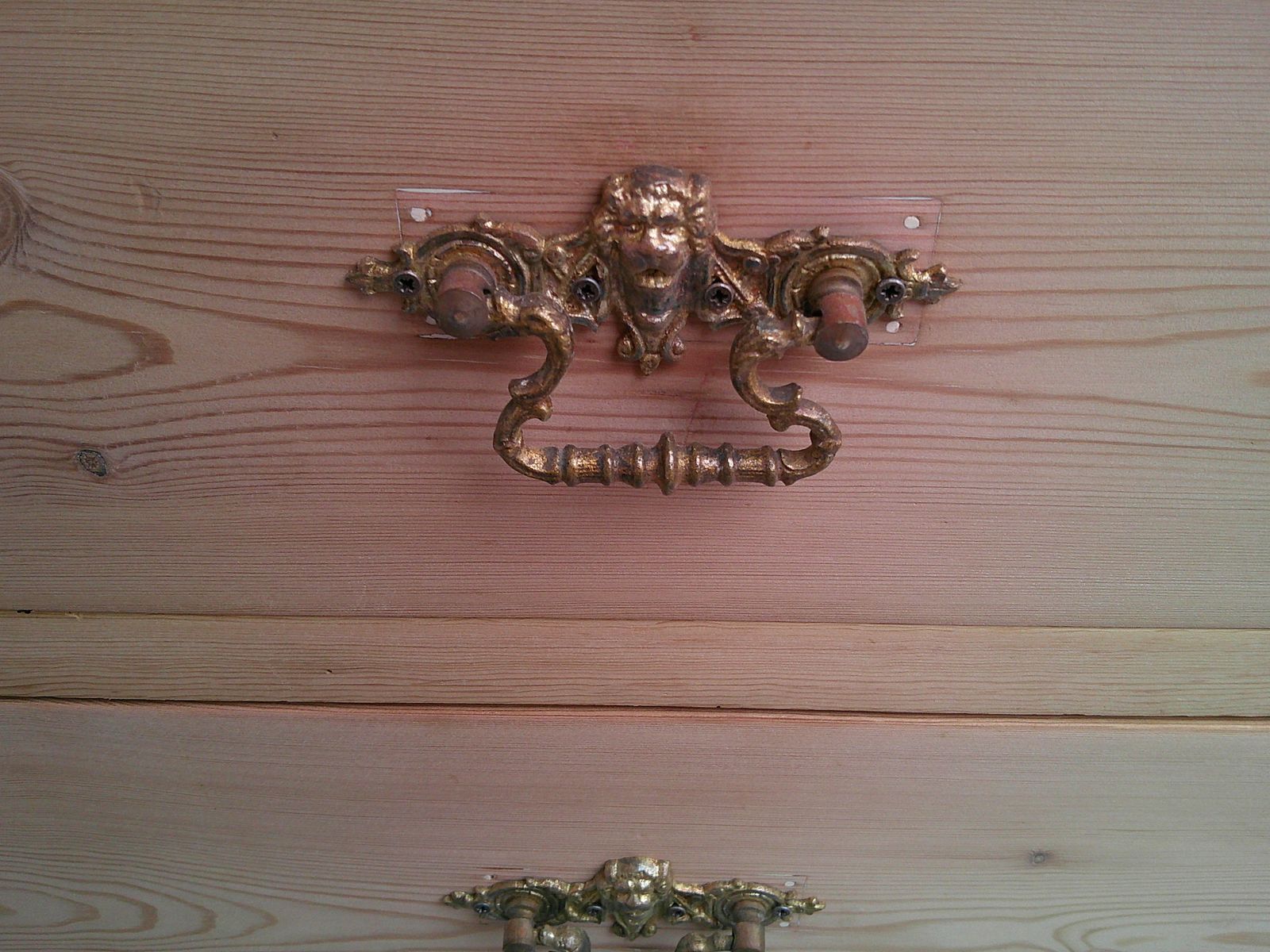 A Lovely Victorian Pine 4 Drawer Claw Foot Chest Of Drawers To Wax/Paint photo for sale