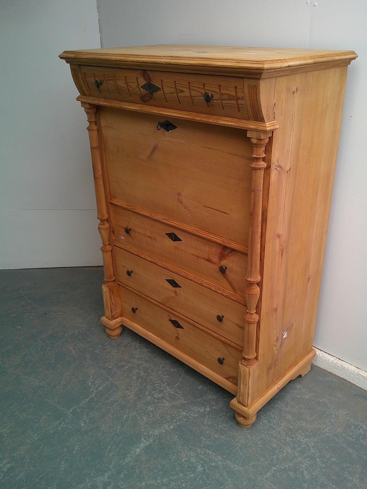 A Super Victorian Pine Ladies Make Up Chest Of Drawers To Wax / Paint