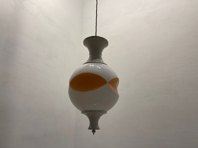 Set Of 3 Space Age Pendant Lights In White Opaline Glass, Italy, 1970s photo vintage