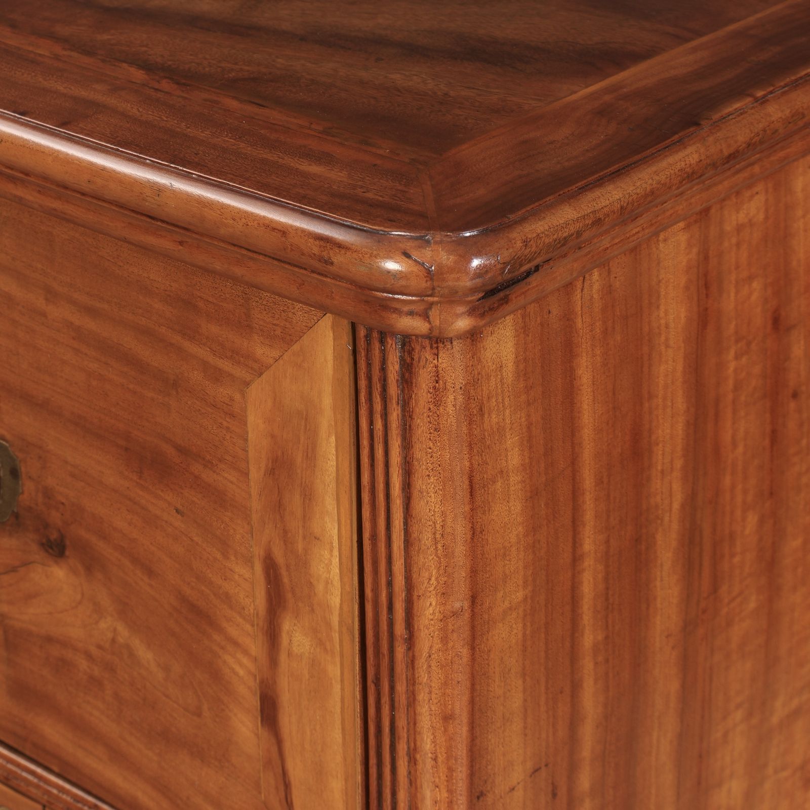 photo vinterior Camphor Wood Military Campaign Secretaire Chest