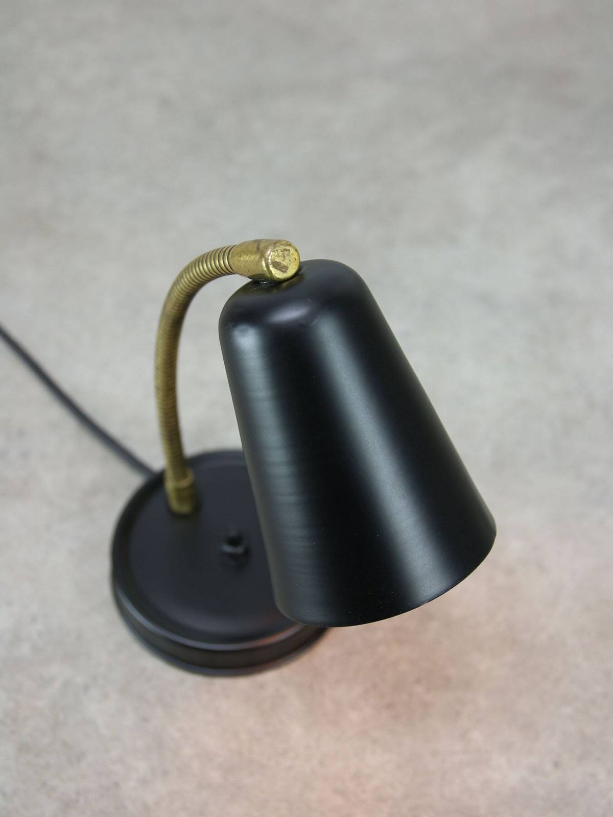 Mid Century Italian Mini Gooseneck Table Lamp In Black And Brass photo vinterior