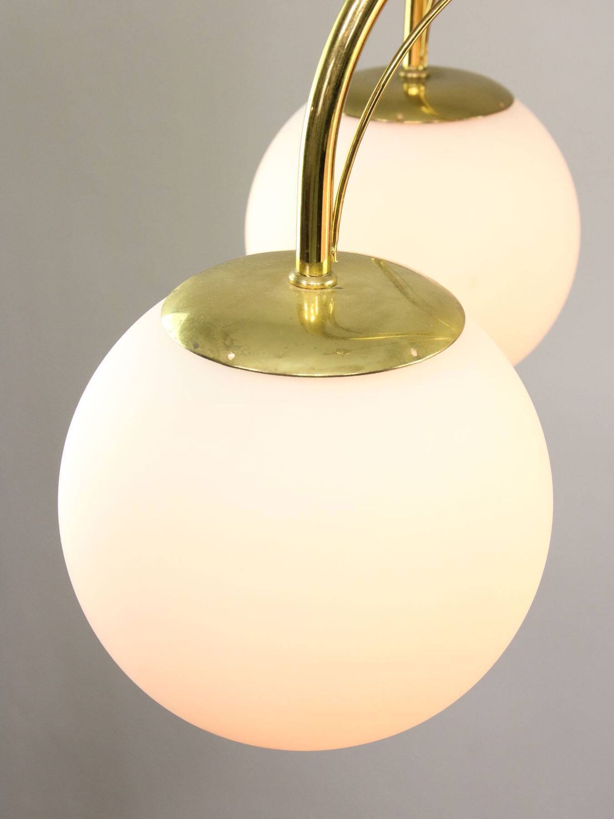 photo vintage Vintage Golden & Opaline Glass 5 Arm Chandelier, 70s