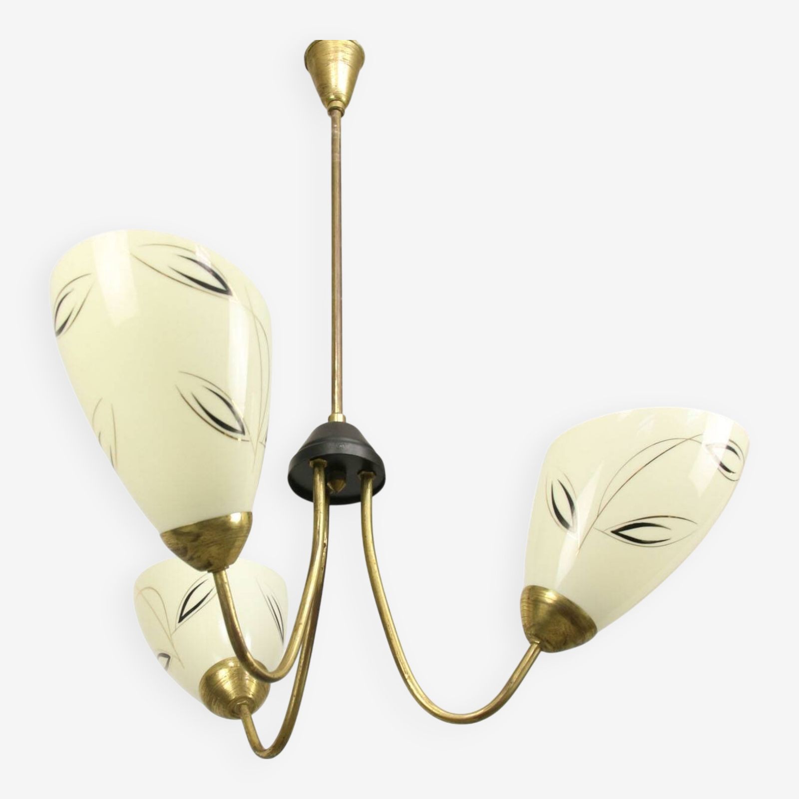 Italian Art Deco Chandelier In Brass And Yellow Glass, 1940s