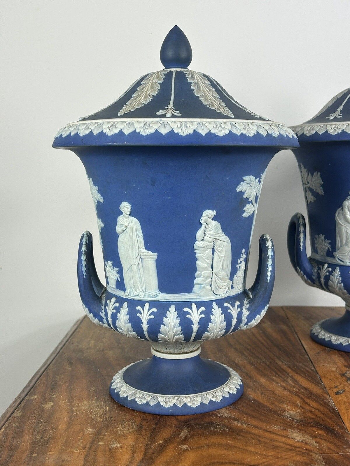 Wedgwood Jasperware Twin Handled Urns And Covers 19th Century photo vinterior