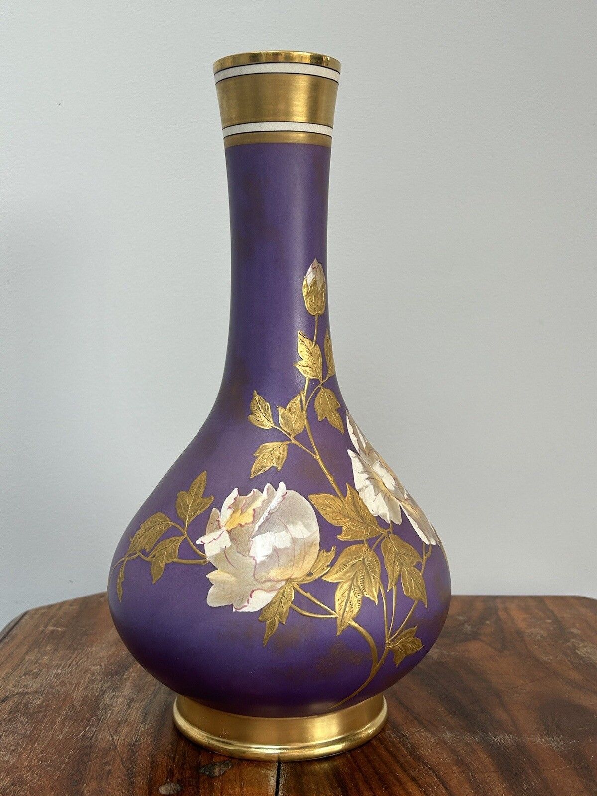 1890's Victorian Aesthetic Movement Vase By Wedgwood photo vinterior