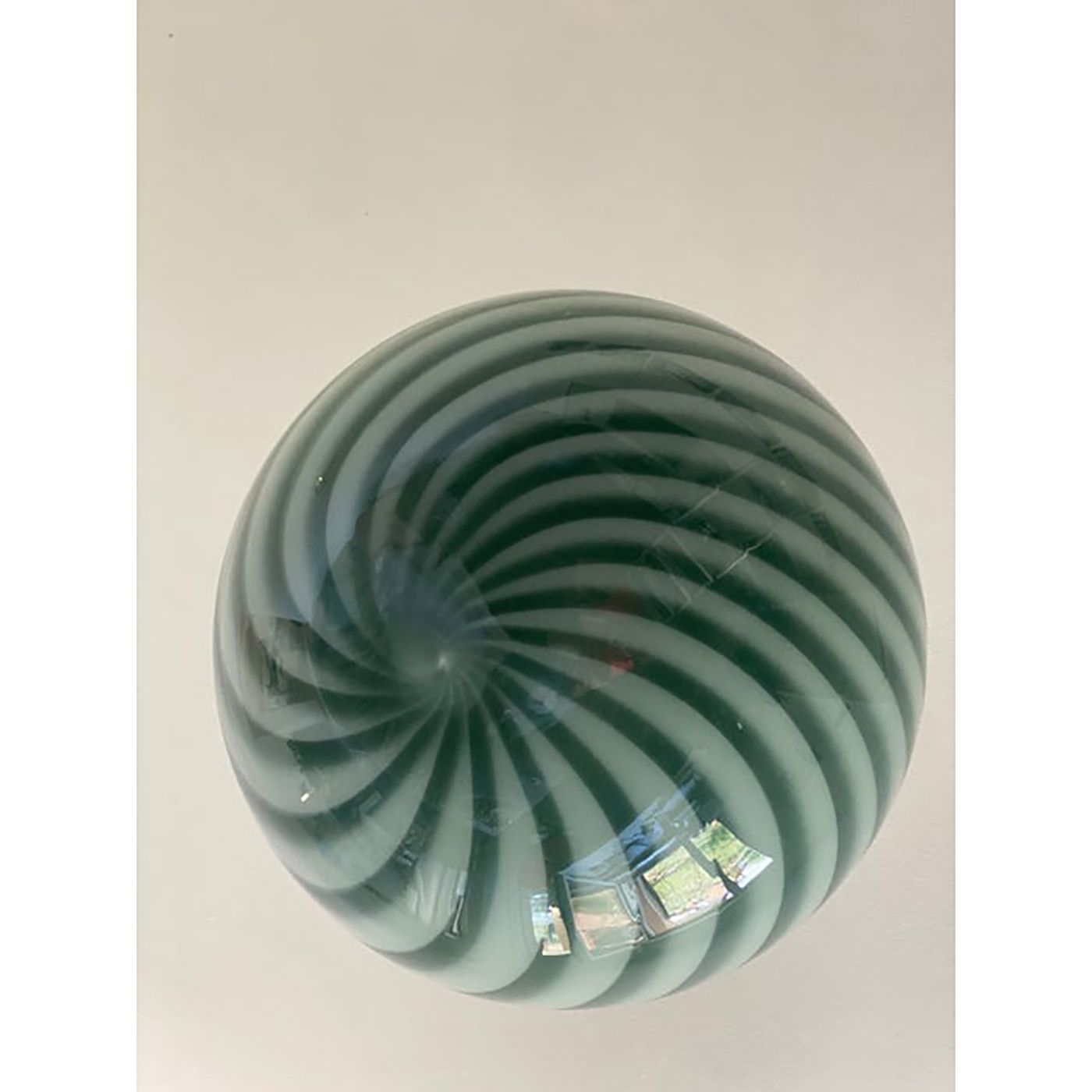 Contemporary Italian Green And White Oval Pendant In Murano Glass photo furniture