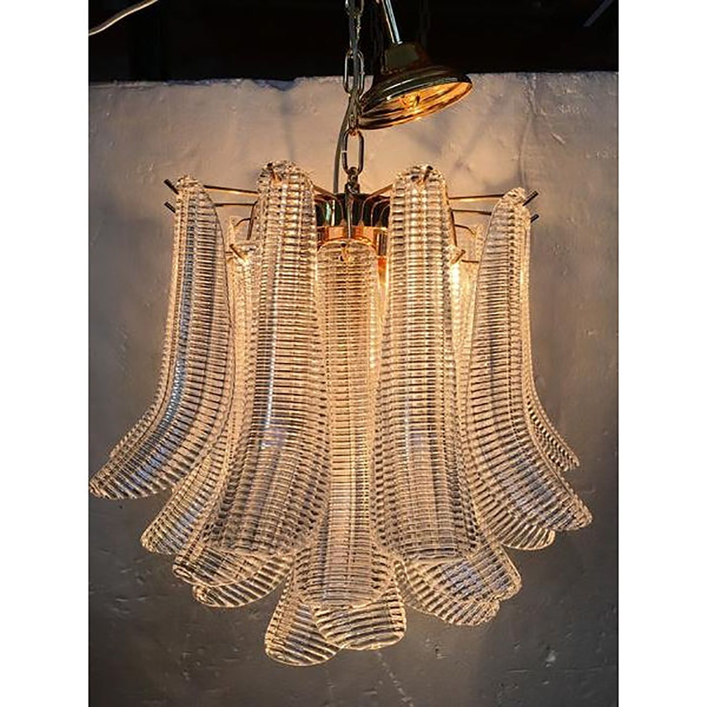Contemporary Murano Glass "Sella" Chandelier With A Gold 24k Metal Frame photo vinterior