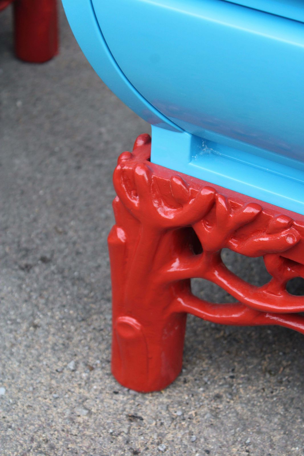 photo furniture Pair Of Arpex Bedside Tables 1970 Italy Turquoise And Coral Red 1970 Italy