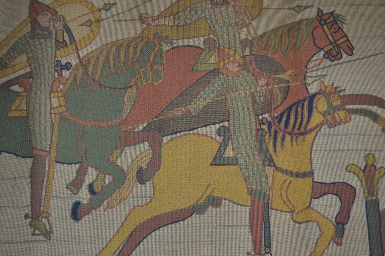Large Centre Francais De Tapis Bayeux Tapestry. Vintage. Original Provenance. photo buy