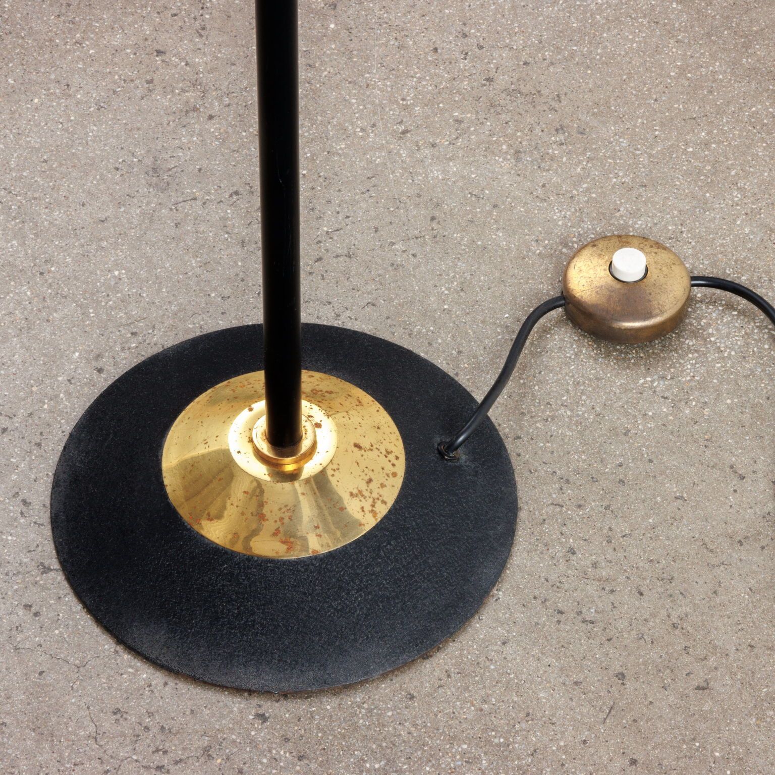Stilnovo Vintage Floor Lamp Aluminium Brass Metal Italy 1960s photo vinterior