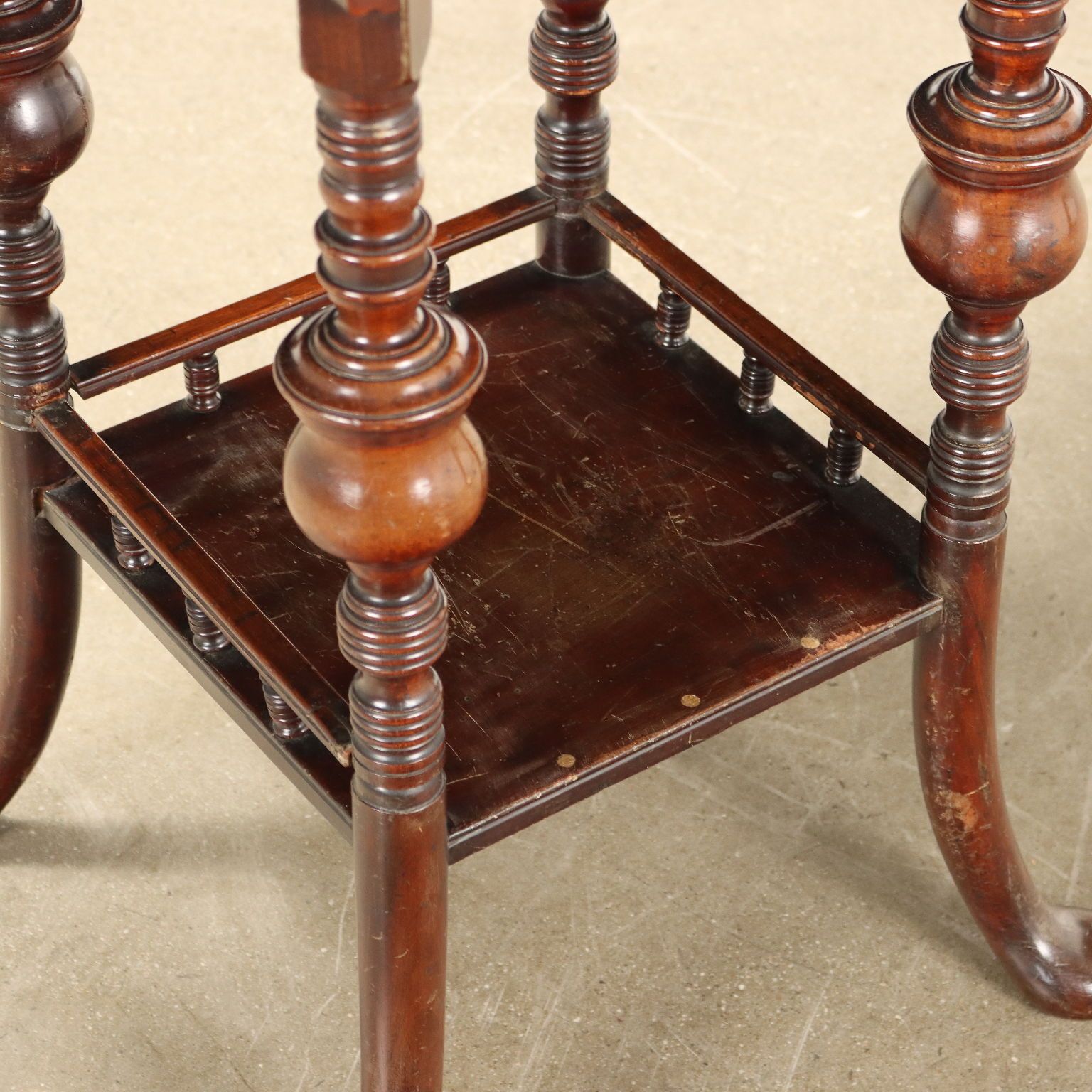 photo furniture Coffee Table Victorian Mahogany England XIX Century