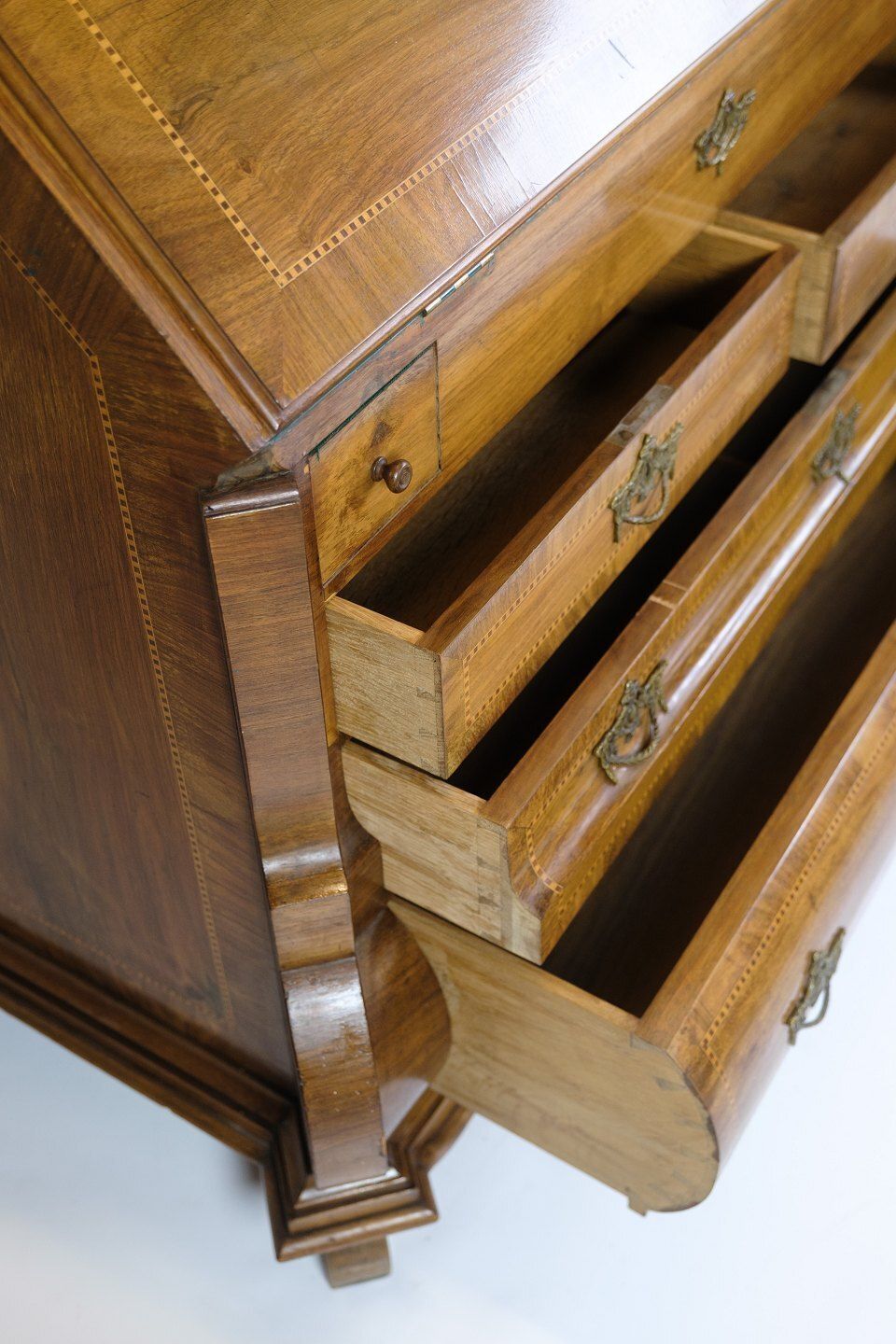 photo furniture Chatol With Intersia & Four Drawers In Light Walnut  By Lysberg & Hansen From 1890s