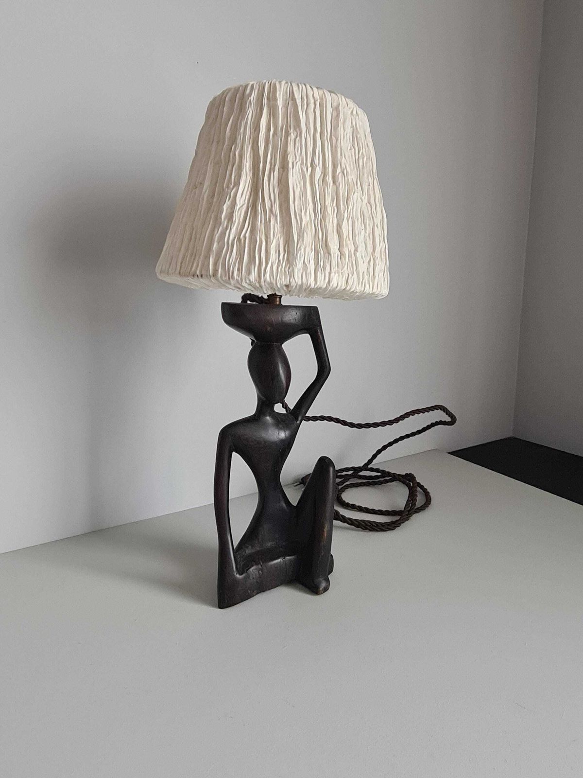 Ebony Lamp With Seated Woman / 1930s / Africa / Collection / Mid Century / African Art / 20th Century photo vinterior