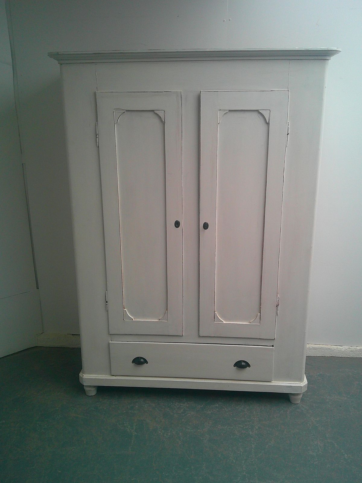 photo furniture A Lovely Painted White Pine Georgian 1 Piece Hall Wardrobe