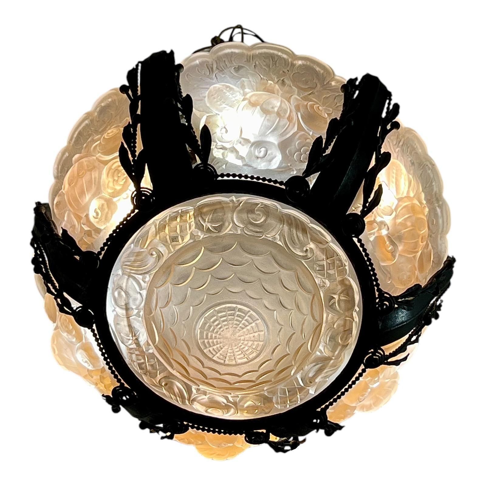 Rare And Large Glass Plaque Chandelier, Val Saint Lambert, Art Deco Period, 1930 photo buy