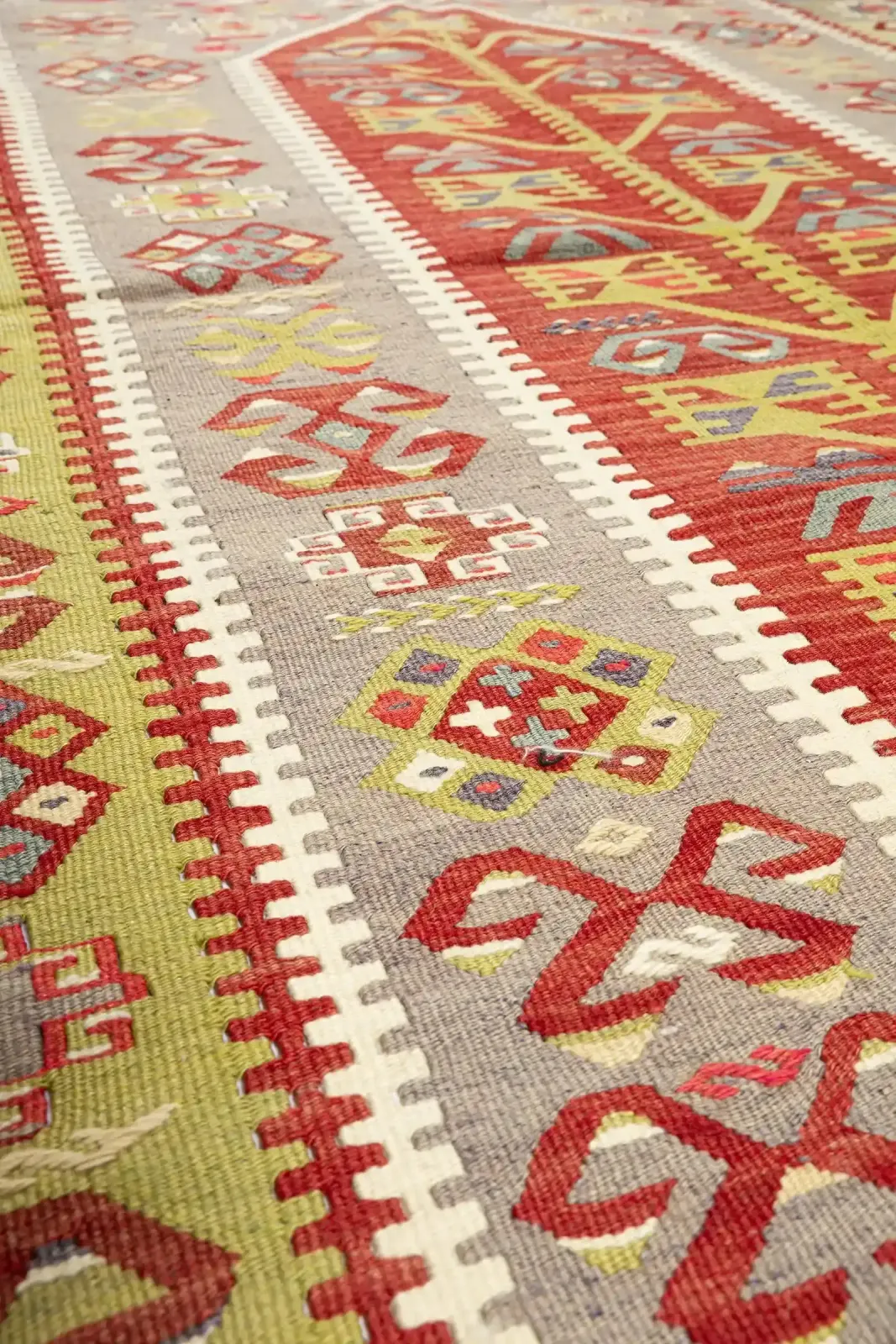 Eşme Vintage Kilim 162x112cm, 1960s photo 1148.0