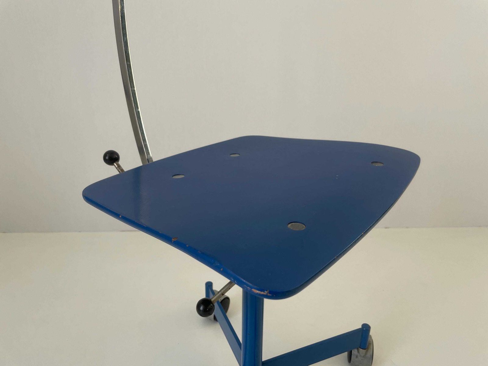 Pair Of Blue Wood Adjustable Industrial Chairs By Kevi, 1970s, Italy photo vinterior