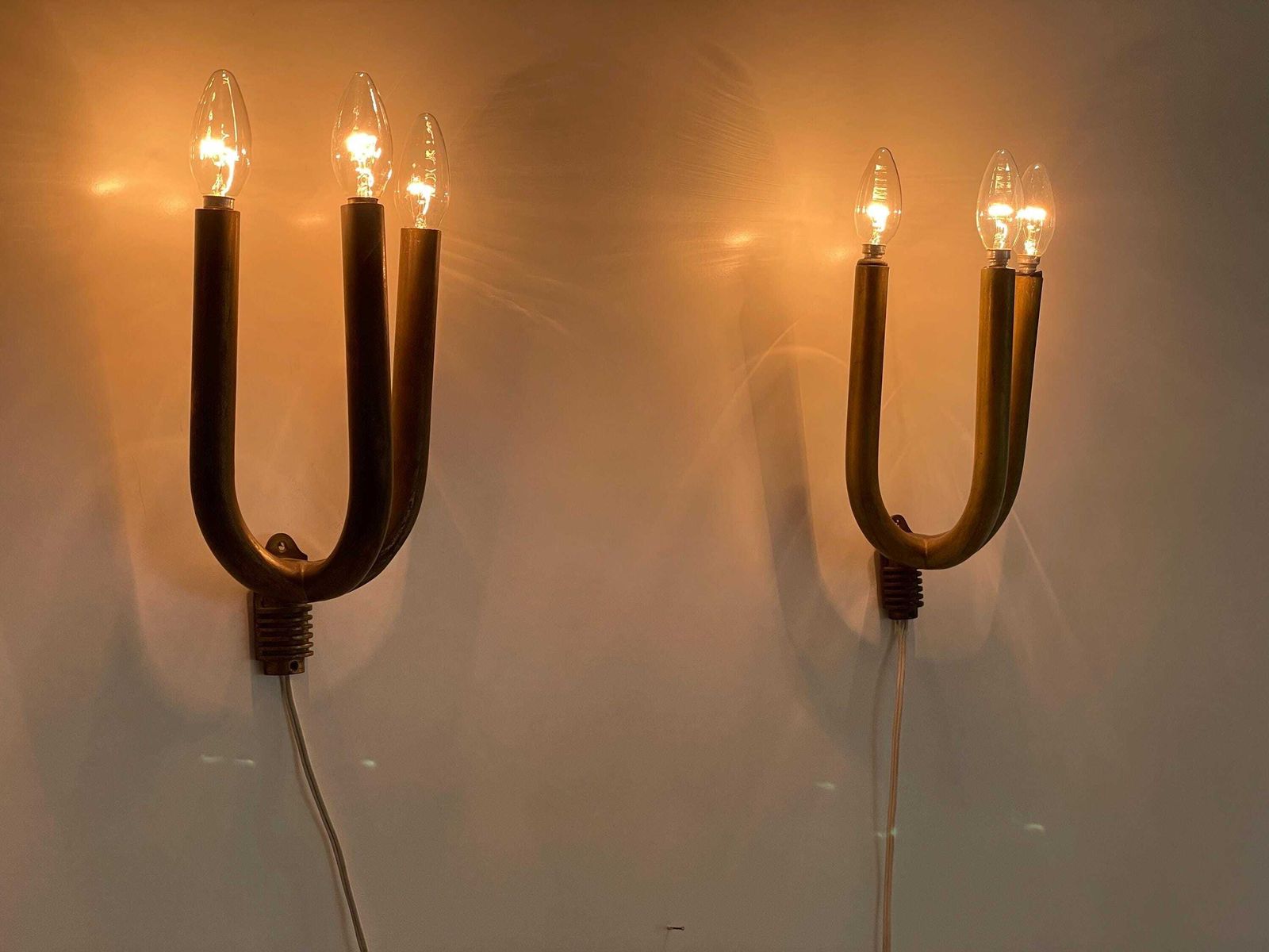 Art Deco Brass 3 Head Pair Of Sconces, 1950s, Italy photo vinterior