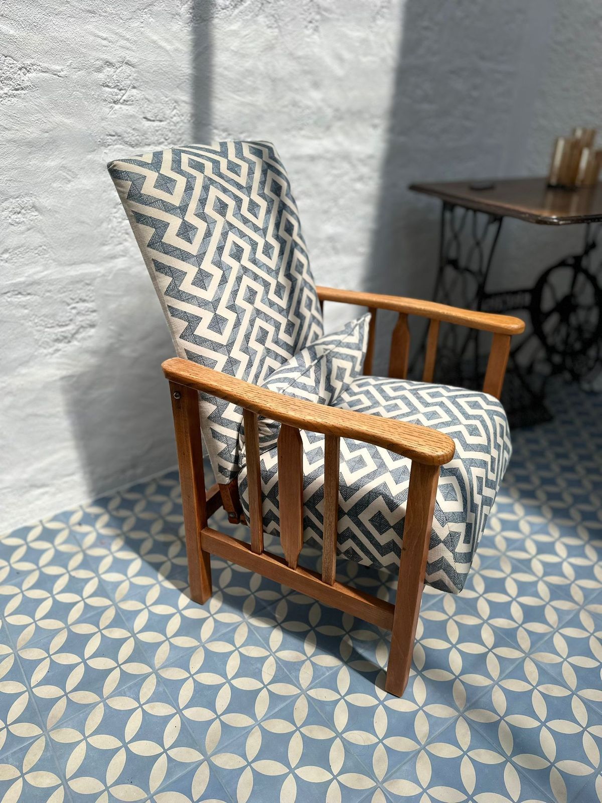 Early 20th Century Oak Reclining Armchair photo furniture