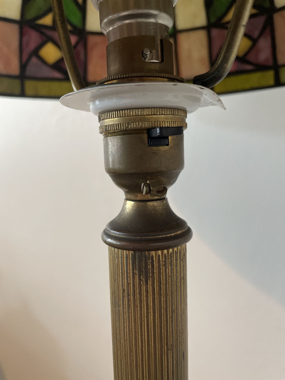 Mid Century Tiffany Stained Glass Desk Lamp With Brass And Marble Stand photo vinterior