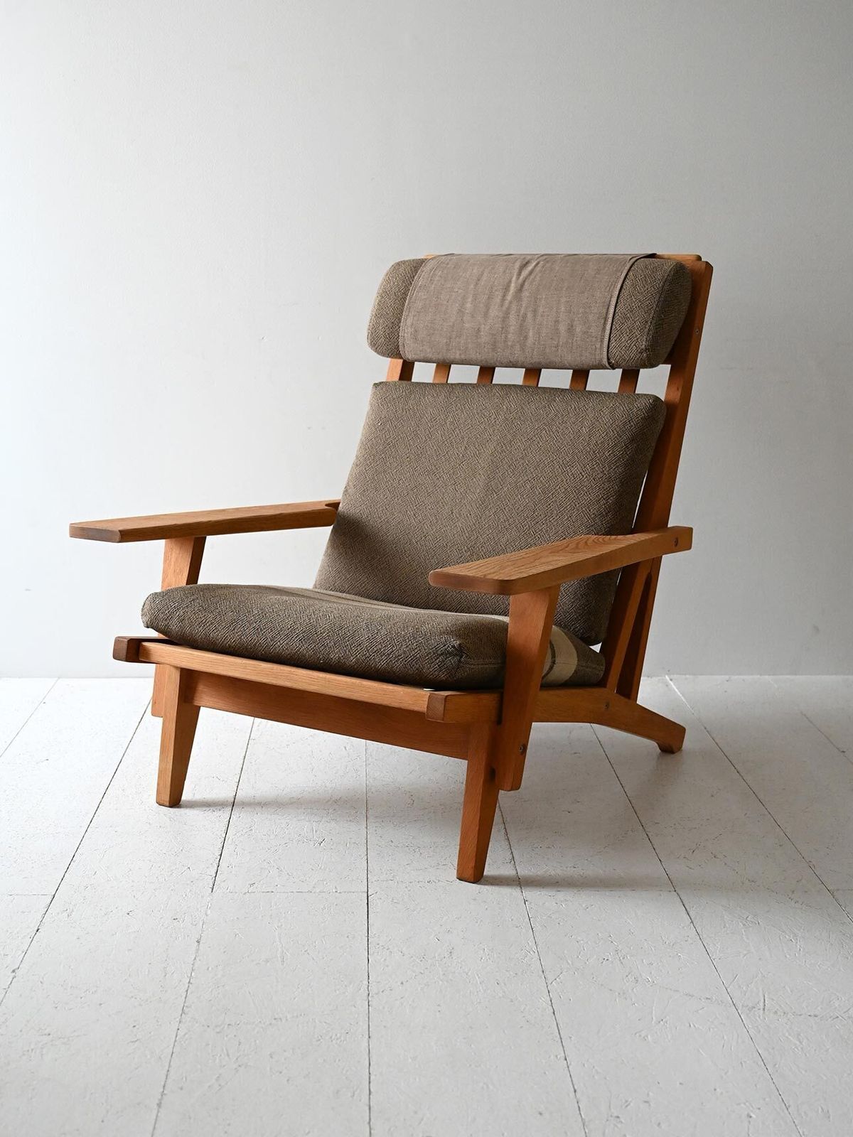 Ge 375 Armchair By Hans Wegner For Getama