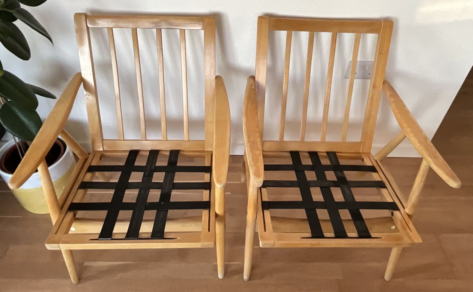 Set Of 2 Boomerang Armchairs From Ton, 1960s photo for sale