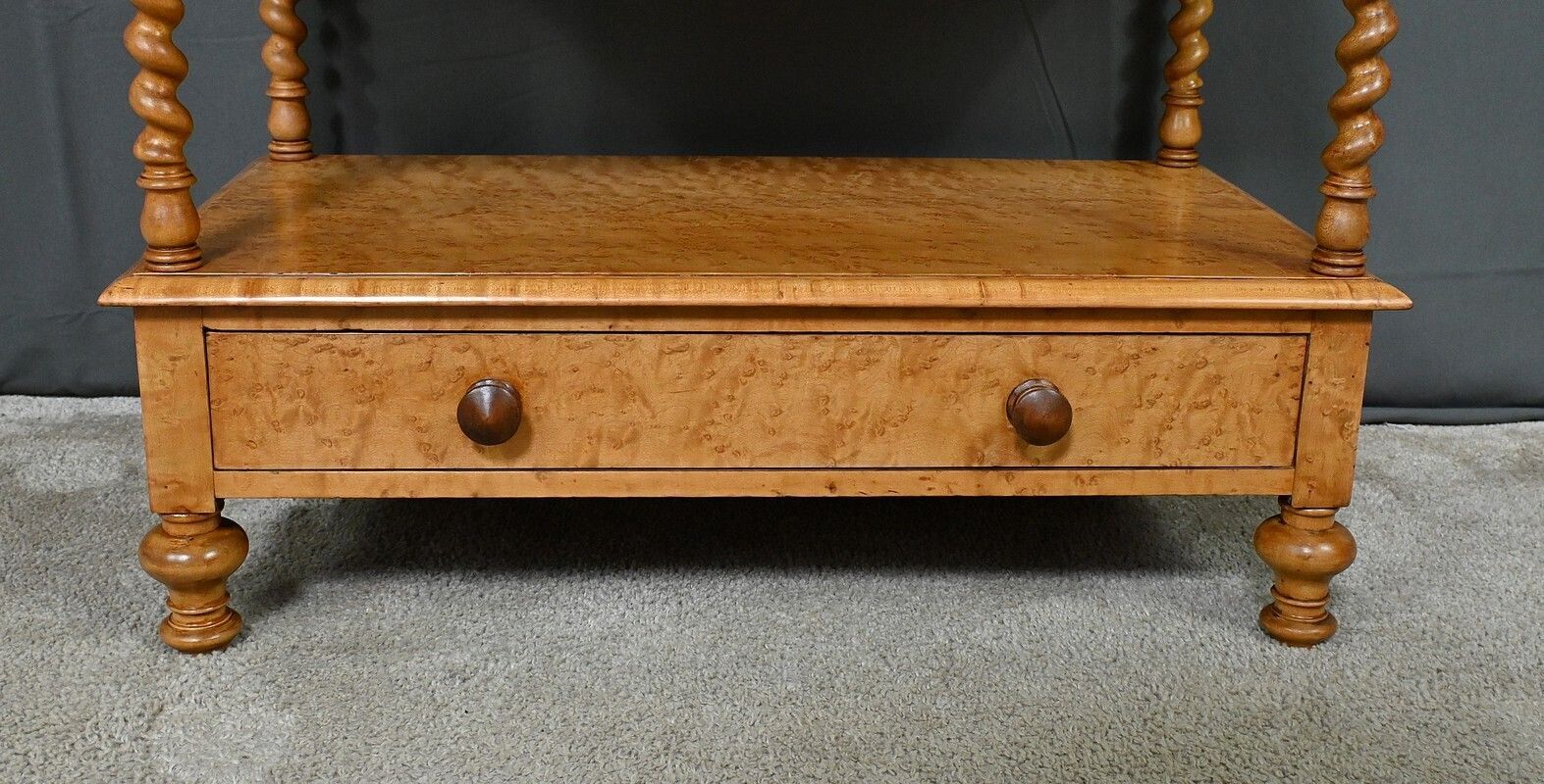 photo furniture Sideboard In Speckled Maple Burl – Late 19th Century