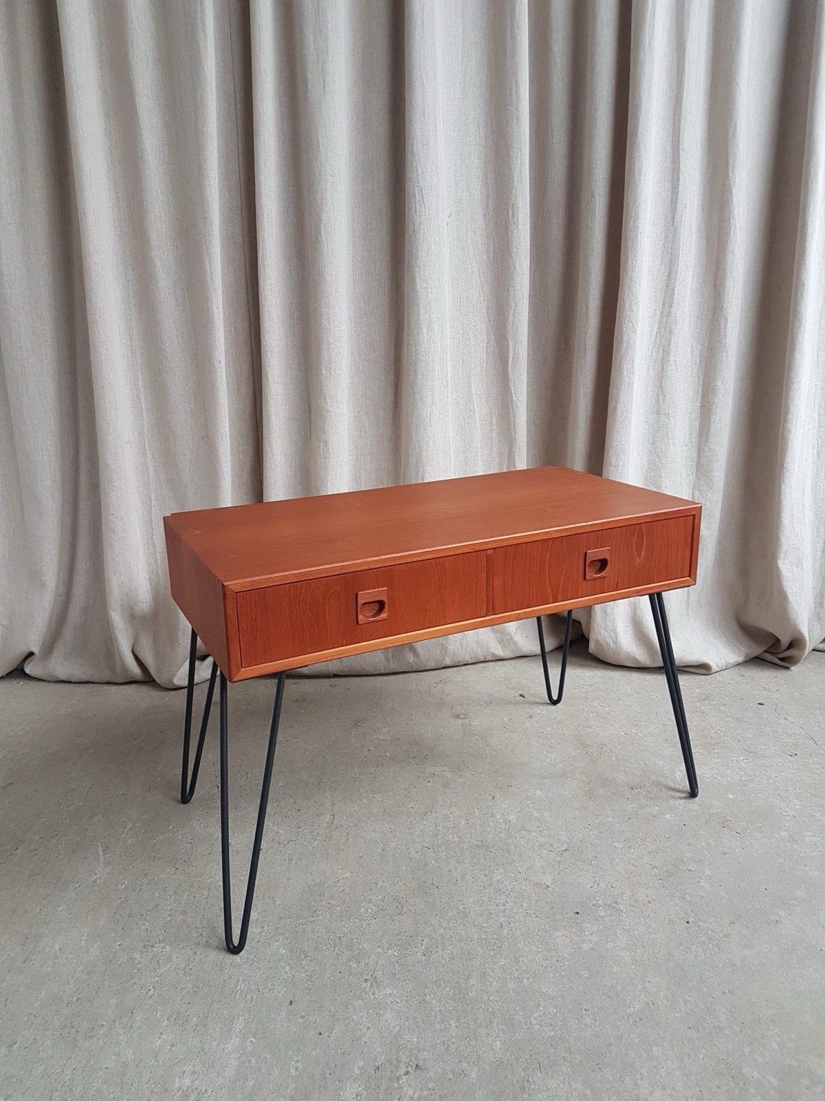 Vtg Mid Century Danish Hairpin Leg Compact Sideboard Console Chest Drawers R885 photo Furniture