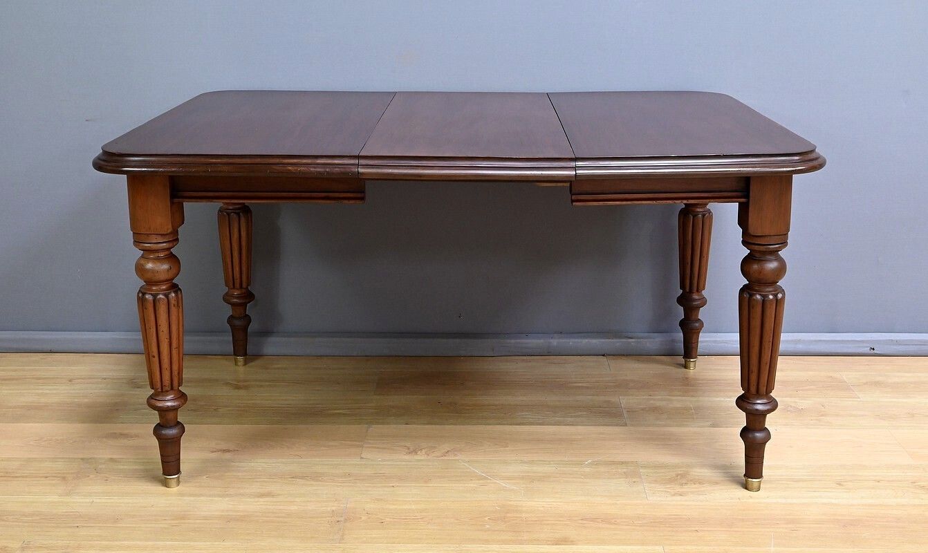 photo buy Victorian Mahogany Extending Table, England – Part 2 Of The 19th Century
