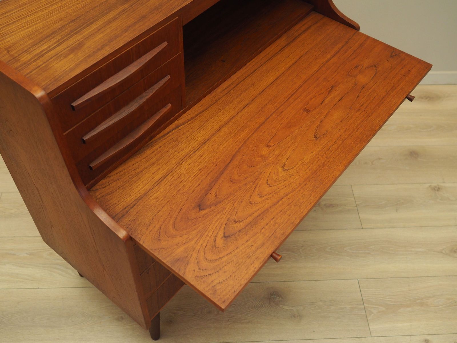 photo vintage Teak Secretary, Danish Design, 1970s, Production: Denmark